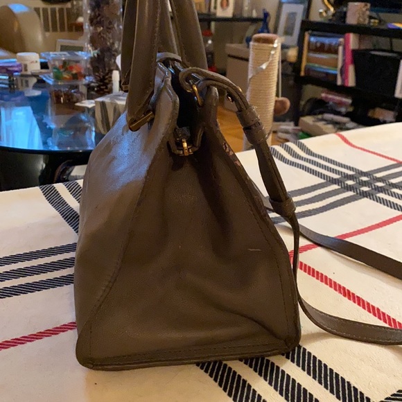 Authentic SAINT LAURENT Calfskin Small Classic Y Cabas Grey - Picture 3 of 11